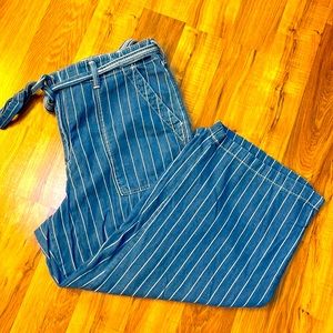 Jean striped capris pants, size 16